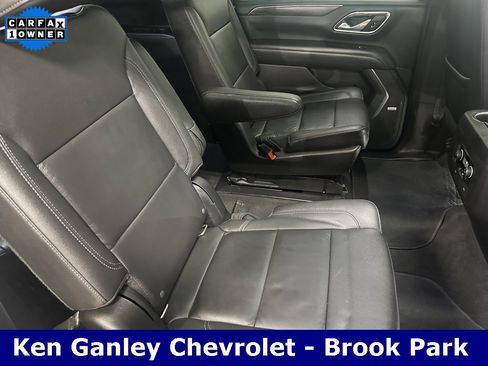 Used 2021 Chevrolet Suburban LT image 19