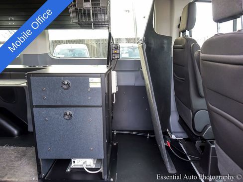 Used 2019 Ford Transit 150 XLT RWD image 21