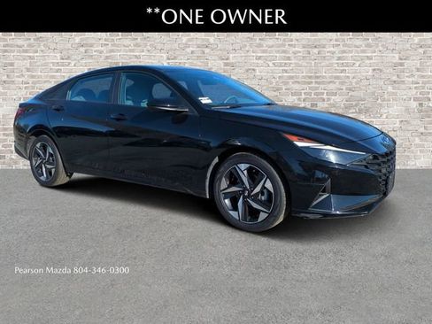 Used 2023 Hyundai Elantra SEL w/ Convenience Package image 1