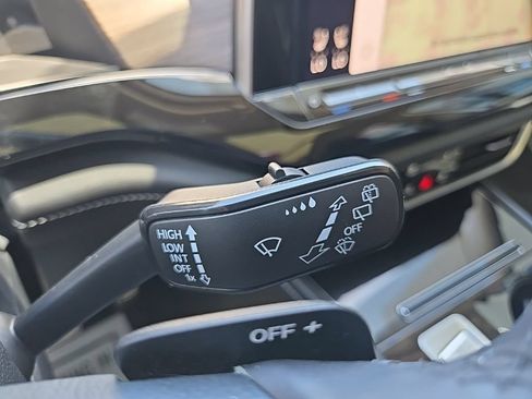 Used 2024 Volkswagen Atlas SEL Premium R-Line AWD/4WD image 48