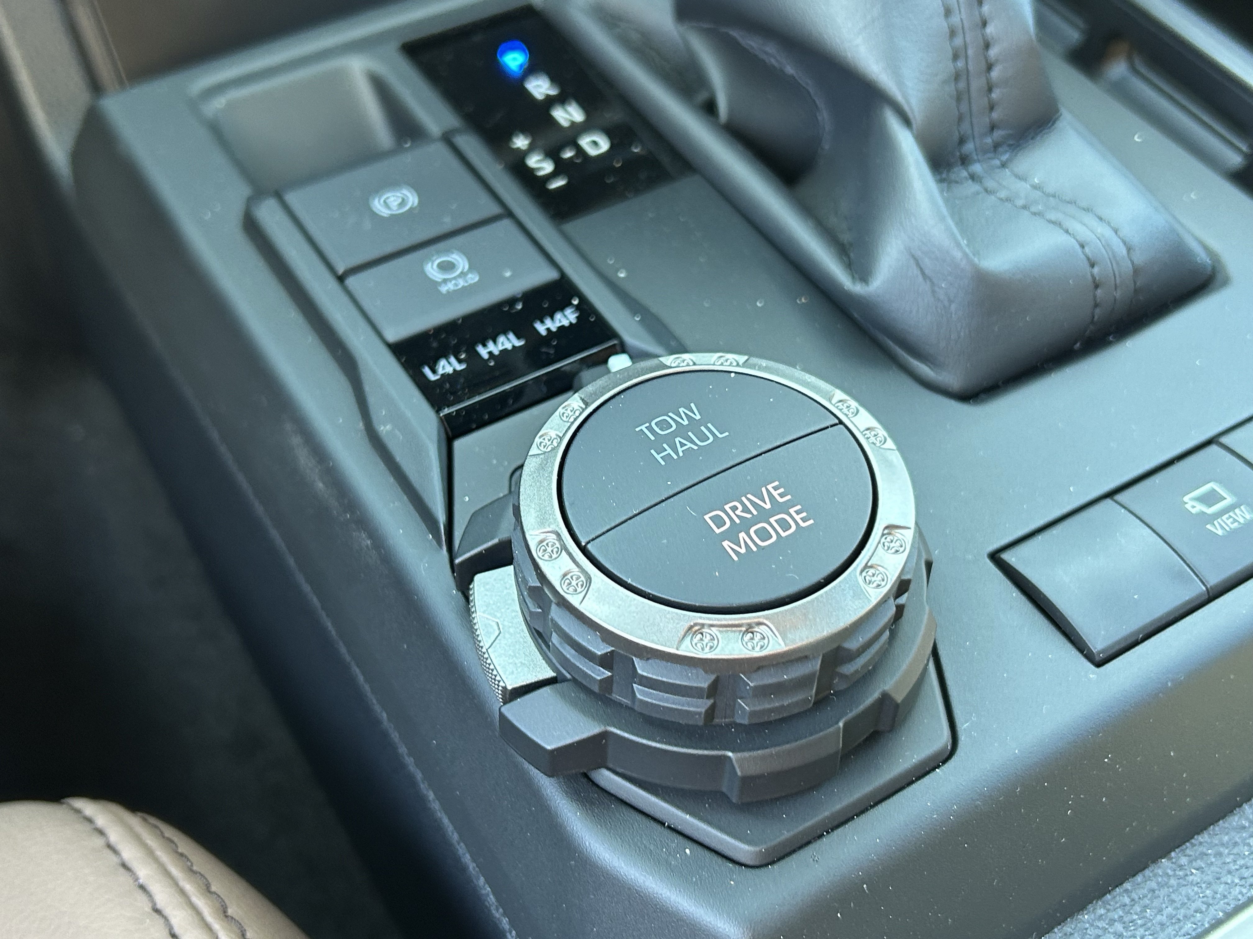 Certified 2026 Toyota 4Runner Limited AWD/4WD image 4