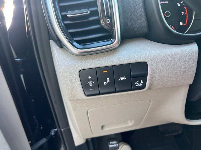 Used 2021 Kia Sportage EX AWD/4WD image 12