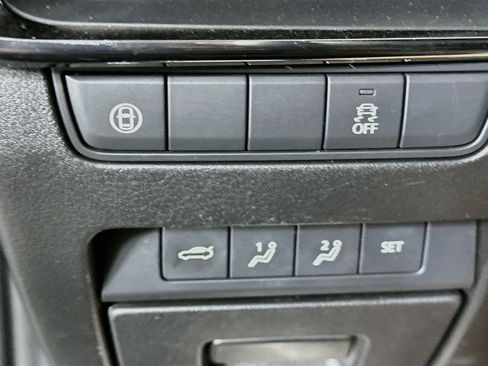 Used 2019 MAZDA MAZDA3 AWD Sedan w/ Preferred Package image 17
