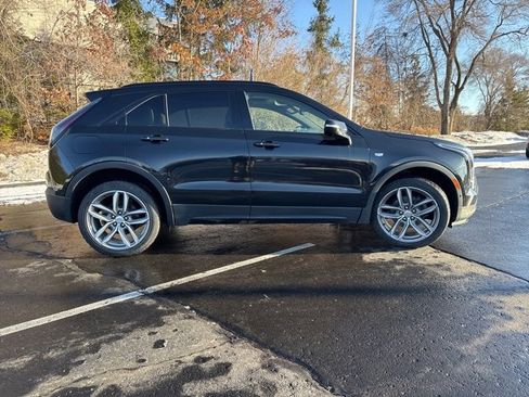 Used 2019 Cadillac XT4 Sport image 4