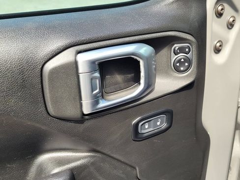 Used 2023 Jeep Wrangler Unlimited Sport AWD/4WD image 26