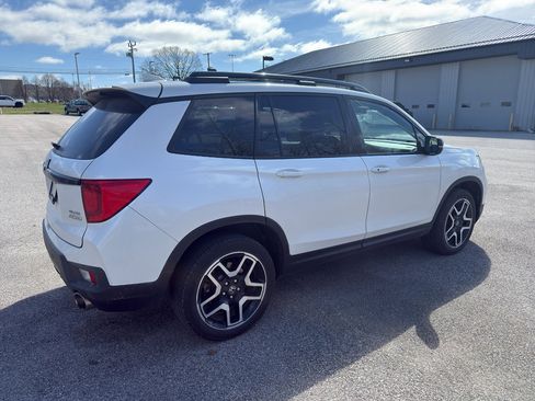 Used 2023 Honda Passport Elite image 5