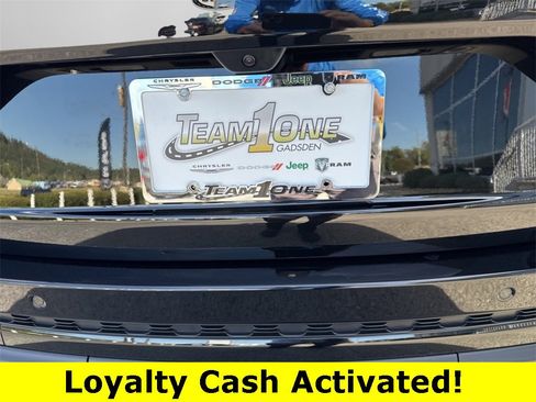 New 2025 Jeep Grand Cherokee Laredo image 30