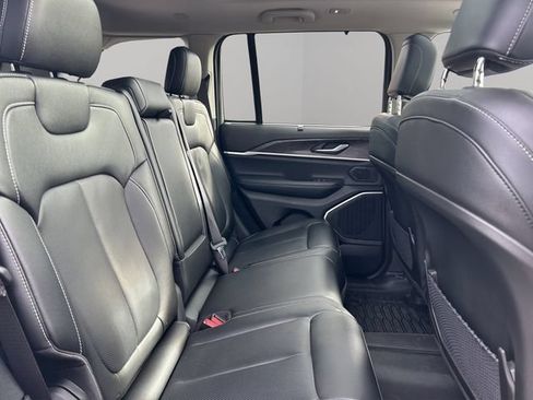 Used 2022 Jeep Grand Cherokee Limited 4xe w/ Luxury Tech Group II AWD/4WD image 25