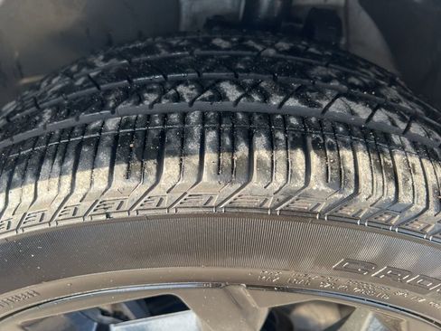 Certified 2025 Kia Sorento SX Prestige w/ Olive Brown Leather Package image 46