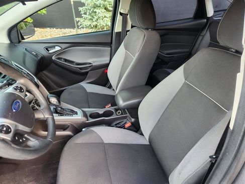 Used 2014 Ford Focus SE image 23
