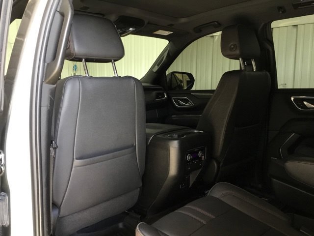 Used 2022 Chevrolet Tahoe RST w/ Luxury Package AWD/4WD image 38