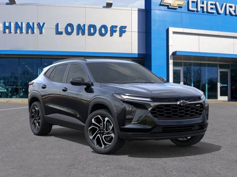 New 2026 Chevrolet Trax RS w/ Sunroof Package FWD image 7