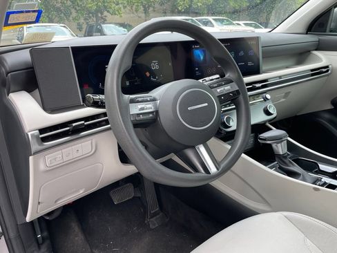 Used 2025 Hyundai Tucson SEL FWD image 10