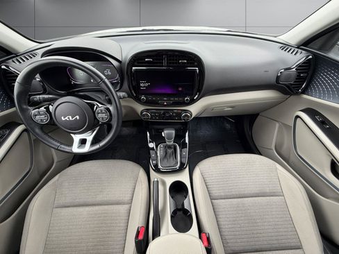 Used 2024 Kia Soul EX FWD image 12