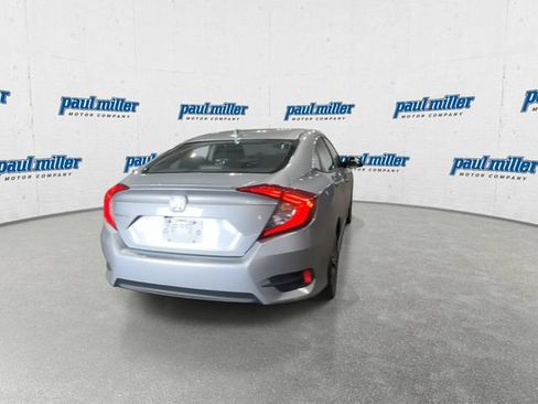 Used 2016 Honda Civic EX-T image 10