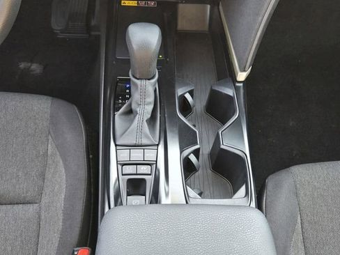 Used 2025 Toyota Camry LE image 20