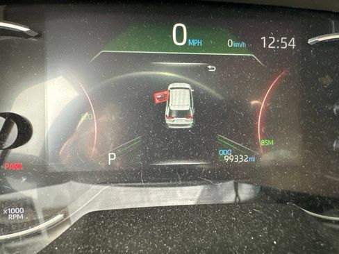 Used 2019 Toyota RAV4 Limited w/ Cold Weather Package FWD image 12