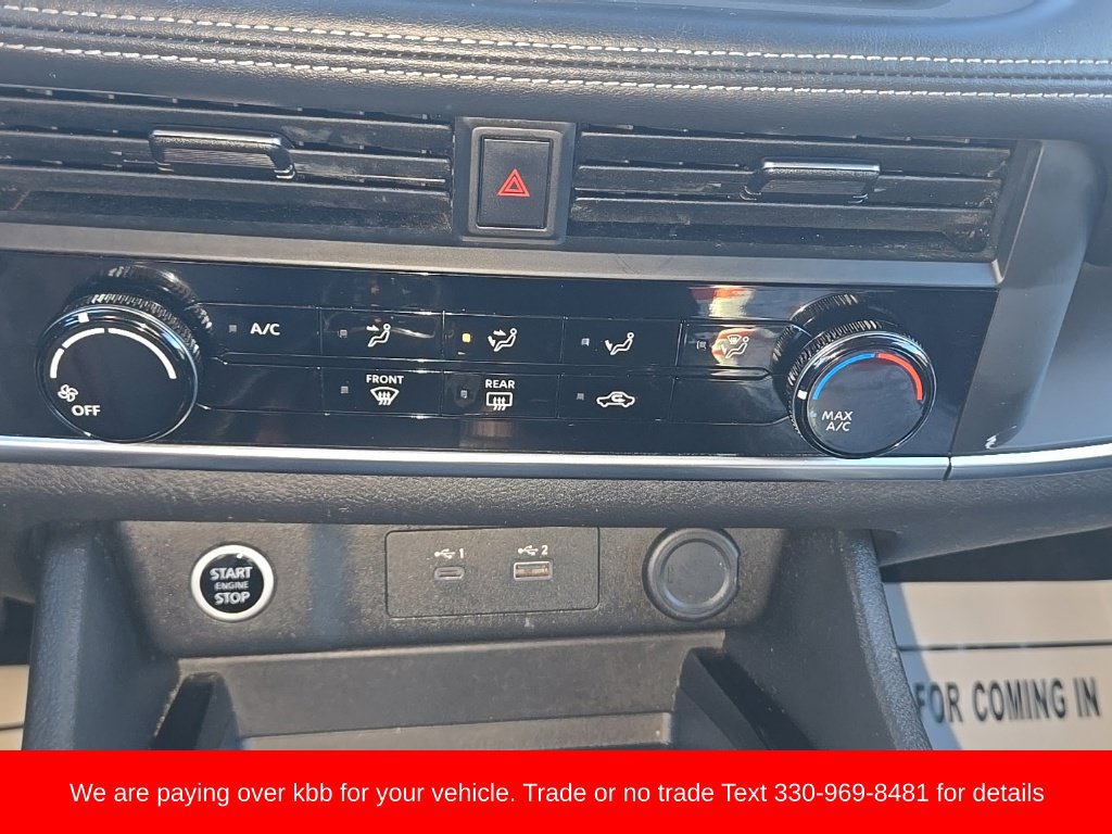 Used 2023 Nissan Rogue S AWD/4WD image 16