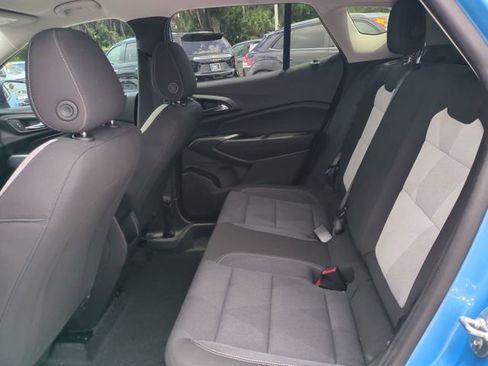 Certified 2025 Chevrolet Trax LS w/ Driver Confidence Package FWD image 15