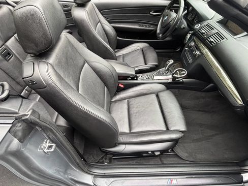 Used 2013 BMW 135i Convertible RWD image 30