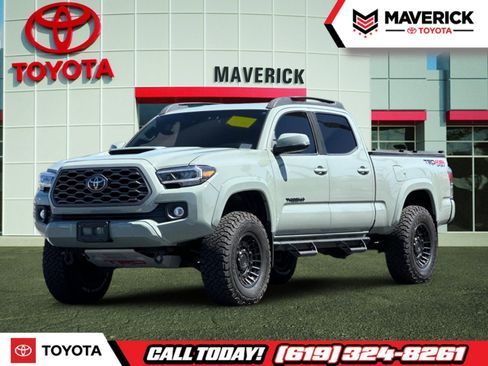 Used 2022 Toyota Tacoma TRD Sport w/ Technology Package image 1