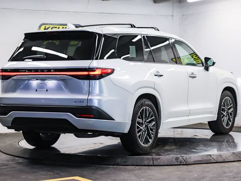 Certified 2025 Lexus TX 350 FWD image 4