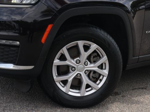 Used 2022 Jeep Grand Cherokee L Limited AWD/4WD image 28