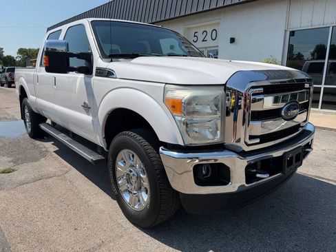 Used 2016 Ford F250 Lariat w/ Chrome Package AWD/4WD image 2