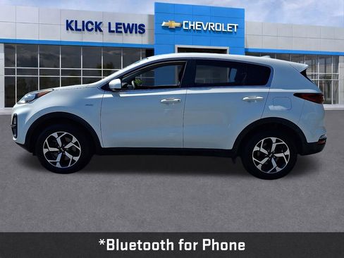 Used 2022 Kia Sportage LX image 4