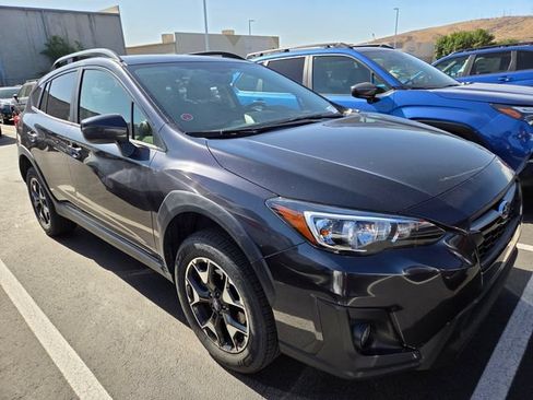 Used 2019 Subaru Crosstrek 2.0i Premium AWD/4WD image 2