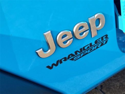 Used 2021 Jeep Wrangler Sport S image 29