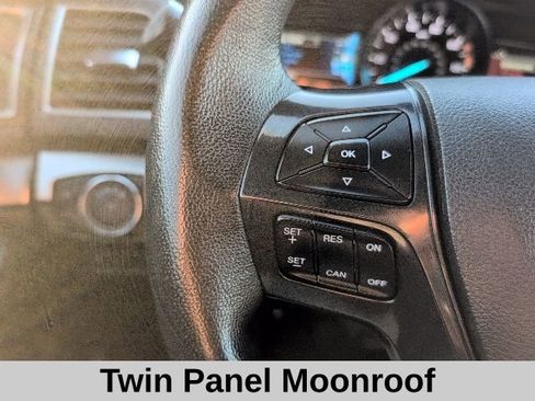 Used 2018 Ford Explorer XLT w/ Equipment Group 202A image 9