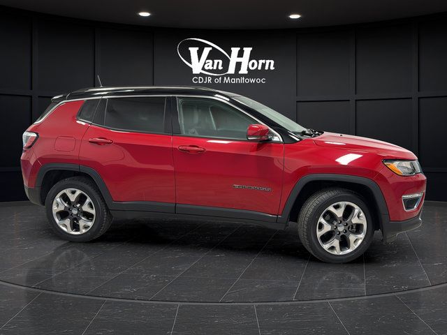 Used 2018 Jeep Compass Limited w/ Navigation Group AWD/4WD image 8