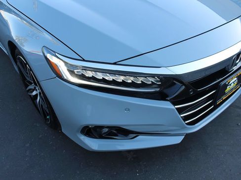 Used 2021 Honda Accord Touring image 10