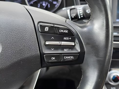 Used 2020 Hyundai Elantra Value Edition image 25