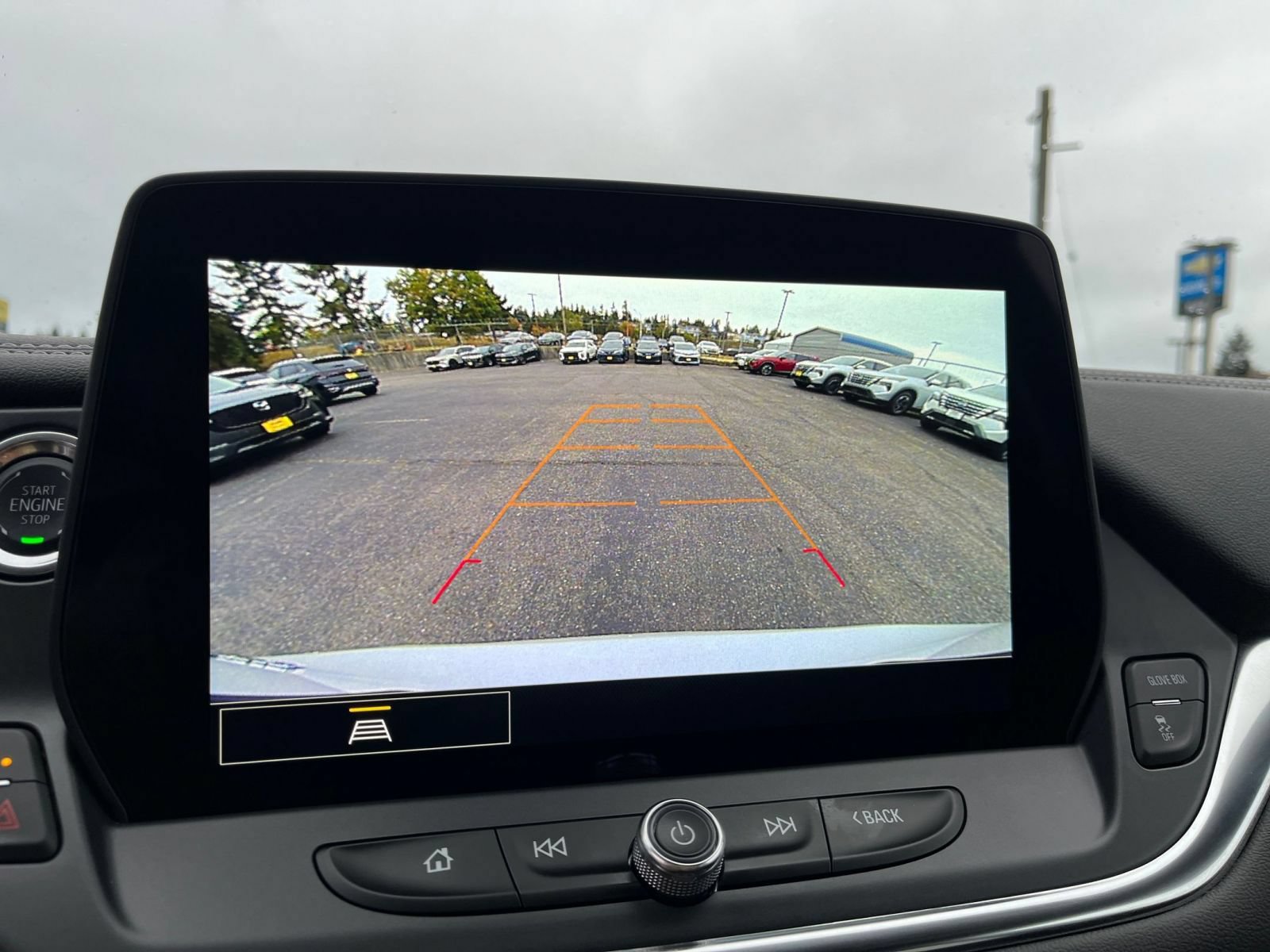 Used 2025 Chevrolet Blazer LT FWD image 24