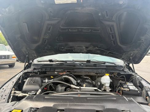 Used 2014 RAM 1500 Express AWD/4WD image 9