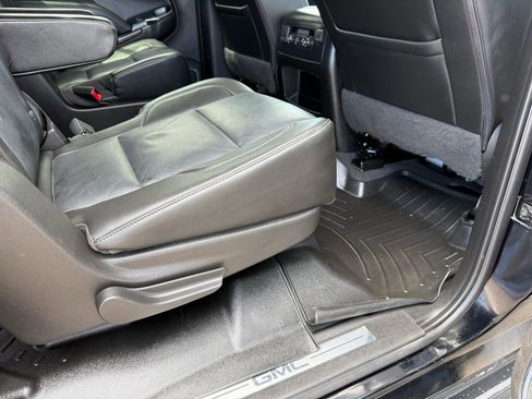 Used 2019 GMC Yukon XL SLT AWD/4WD image 27