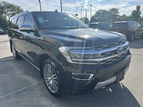 Used 2022 Ford Expedition Max Platinum image 4