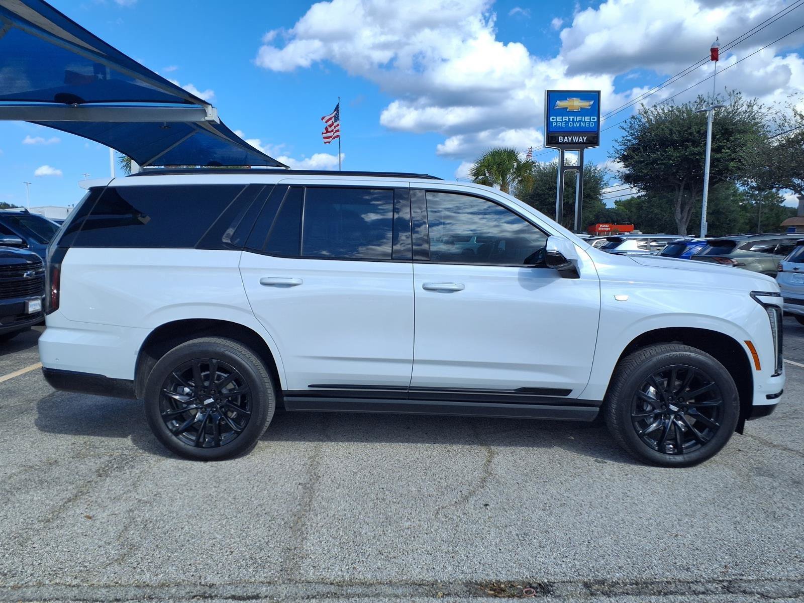 Used 2026 Cadillac Escalade Sport w/ LPO, ONYX Package AWD/4WD image 25