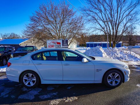 Used 2012 BMW 528i xDrive Sedan image 2