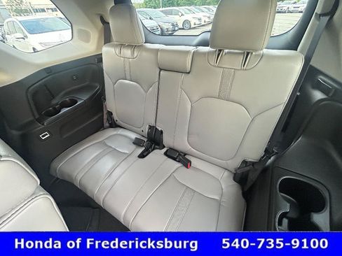 Used 2025 Honda Pilot Touring image 30