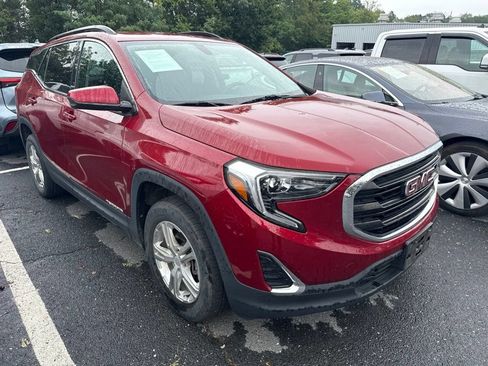 Used 2019 GMC Terrain SLE w/ Driver Convenience Package AWD/4WD image 1