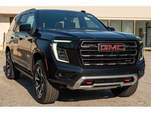 New 2026 GMC Yukon AT4 Ultimate w/ LPO, Floor Liner Package AWD/4WD image 36