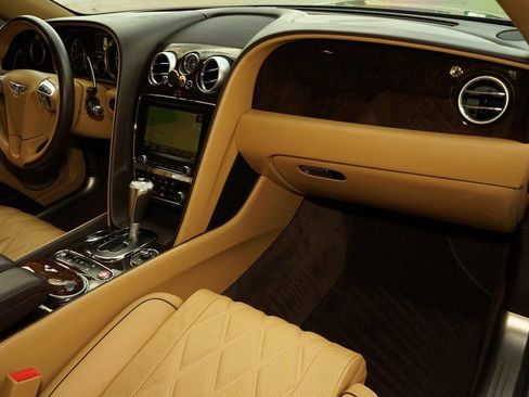 Used 2016 Bentley Flying Spur W12 image 11