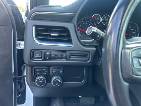 Used 2021 Chevrolet Tahoe RST w/ Luxury Package AWD/4WD image 13