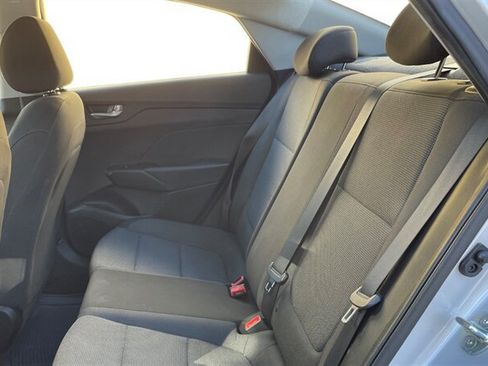 Used 2020 Hyundai Accent SE FWD image 16