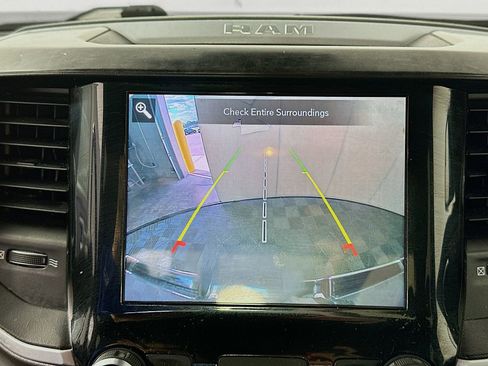 Used 2019 RAM 1500 Big Horn AWD/4WD image 14