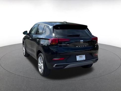 Used 2025 Buick Encore GX Preferred FWD image 18