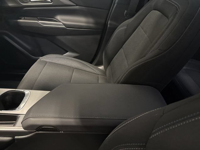 Used 2026 Chevrolet Equinox EV LT FWD image 19